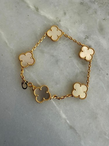 Luxury Inspired Fashion Clover Bracelet Gold Plated Chain Elegant Women Jewelry - Picture 6 of 6