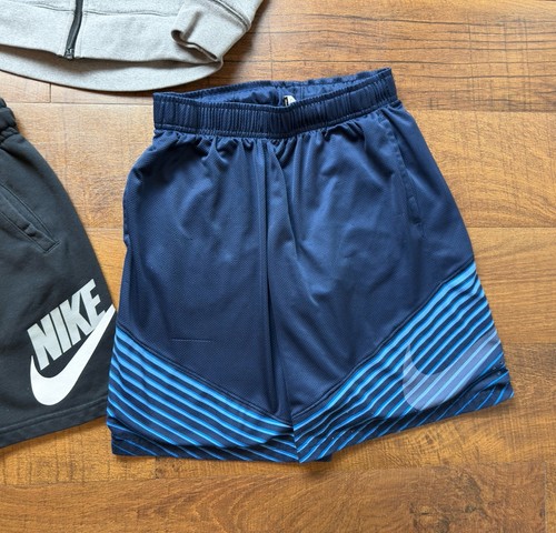 Nike Lot Of 5 Club Fleece Joggers, Shorts, Track Jacket - Boys Youth Small - Picture 6 of 11