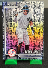 AARON JUDGE 2026 Topps Series 1 EASTER EGG BLACK RABBITS Variation SSP YANKEES