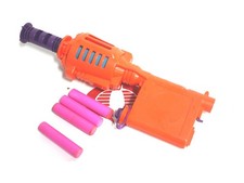 The Real Ghostbusters II Rapid Fire ECTO BLASTER w DARTS KENNER Role Play
