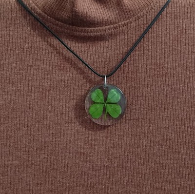 Genuine Four Leaf Clover Necklace - Natural Gift For Any Occasion