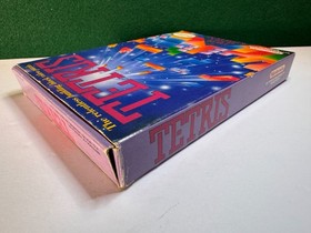 Tetris (Nintendo NES, 1989) Complete CIB with Near Mint cartridge Authentic.