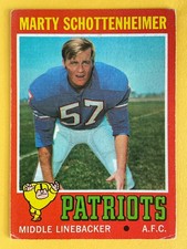 Marty Schottenheimer 1971 Topps Rookie Football Card #3 - New England Patriots. rookie card picture