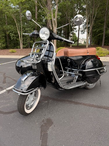 1979 Vespa PX150 W/Side Car