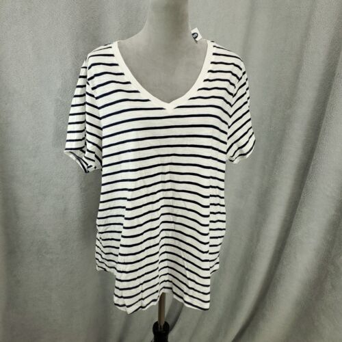 New Old Navy Top Womens 2XL White Navy Blue Striped Tee Cotton Pullover NWT