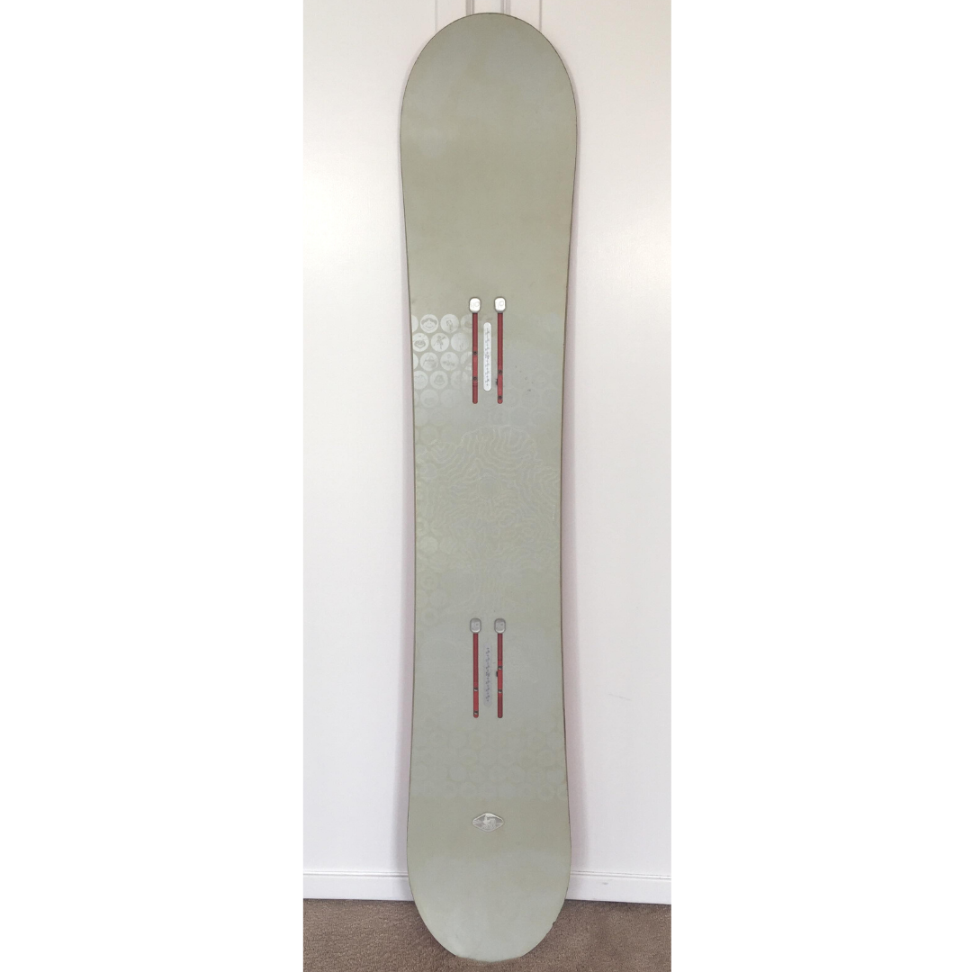 JEENYUS 152cm Tara Dakides Pro Model Snowboard - Rare Classic