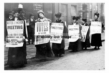 rp02814 - Suffragettes - Posters For Meeting Essex St , Strand - print 6x4