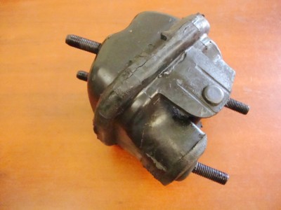 1993,1994,1995,1996,1997,CONCORDE,INTREPID,LHS,VISION,NEW YORKER,ENGINE MOUNT