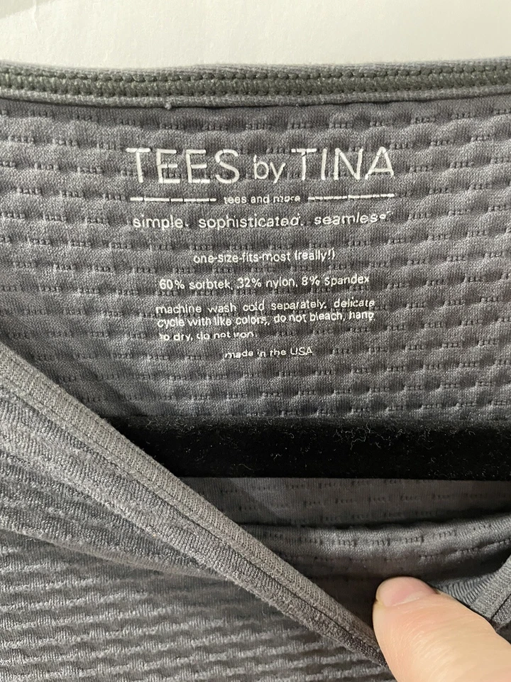 Tees by Tina women ‘s top gray one size gray tunic - Image 4 of 4