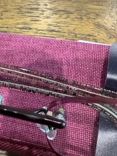 Occhiali da lettura donna Foster Grant Dani PRP viola senza montatura +1,25 con custodia nuovi con etichette - Foto 4 di 5