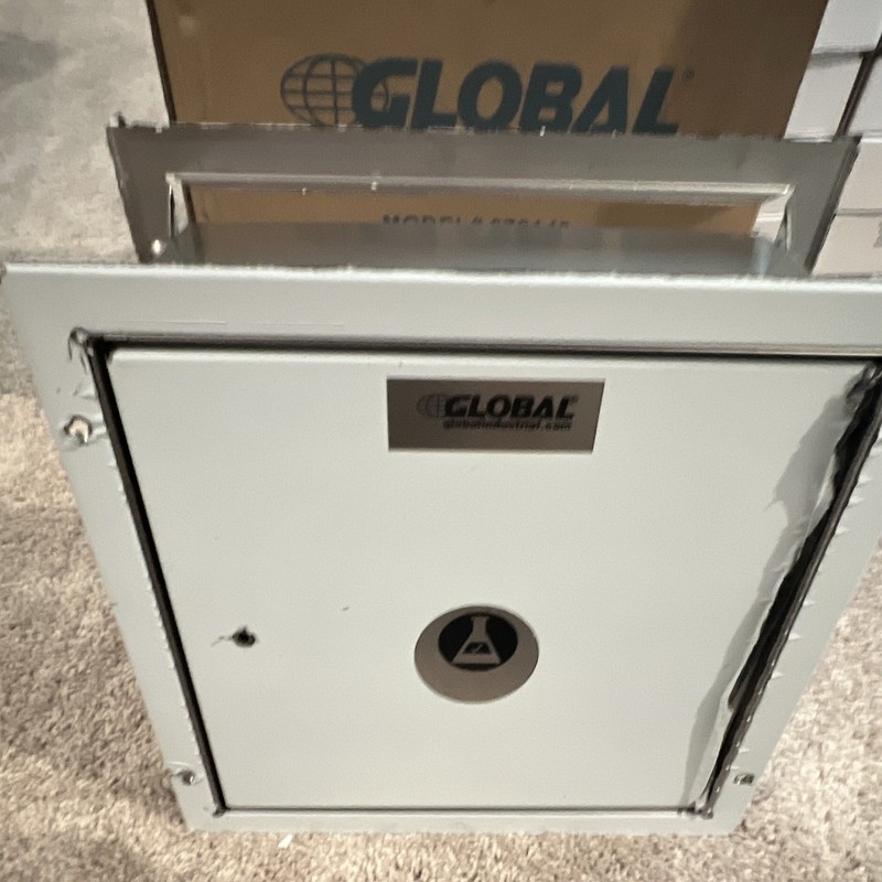 Global Industrial Pass-Through Specimen Cabinet, Stainless Steel, 670148