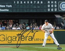 Kyle Seager Autographed Signed 8x10 Photo Seattle Mariners MCS Holo #87524