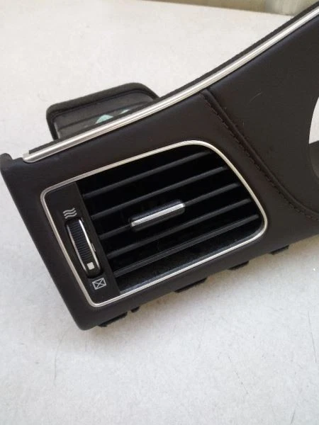 Hyundai Genesis 2012 velocímetro bisel de ajuste fabricante de equipos originales usado probado 848333M200 Foto 2 de 4