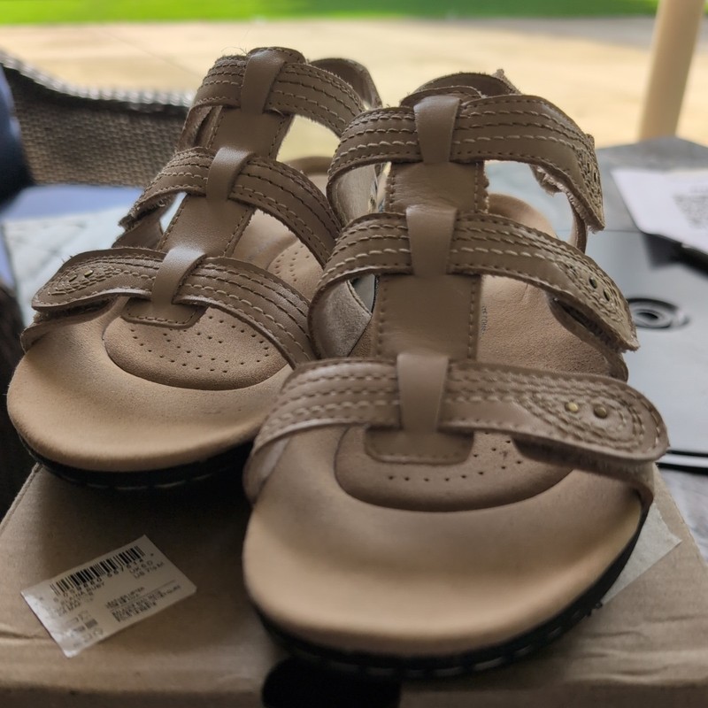 Clarks Collection Laurieann Ivy Women’s Leather Sandals Size 7.5