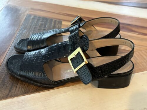 Salvatore Ferragamo Womens Black Leather Italy Open Toe Strappy Sandals Size 6.5 - Picture 2 of 10