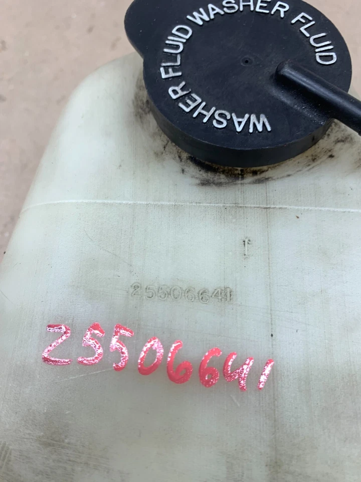 Depósito de botella lavadora para parabrisas Monte Regal Cutlass 1978-1988 25506641 Foto 4 de 4