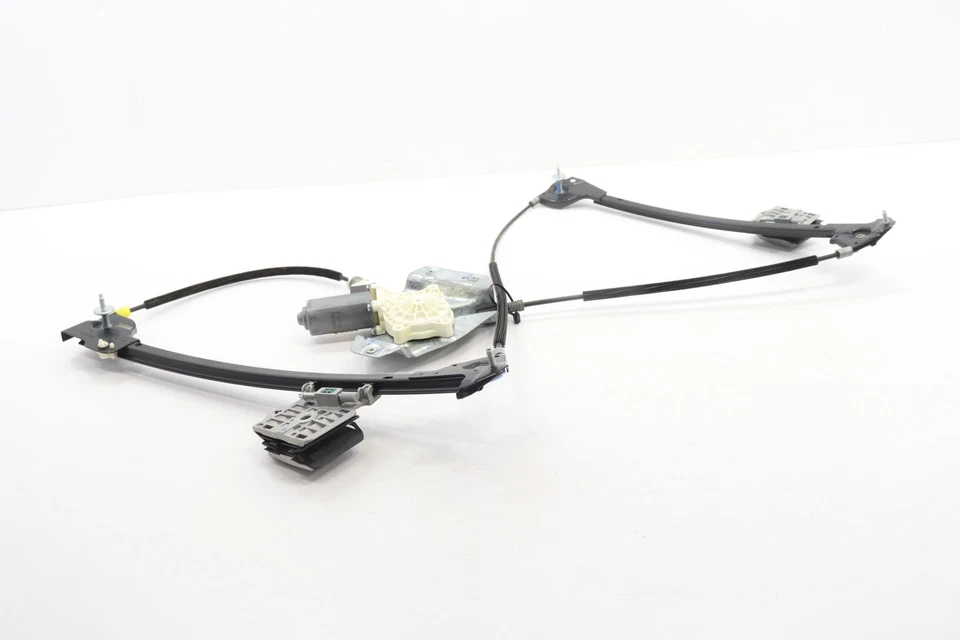 Dodge Challenger 2008-2023 regulador de ventana de puerta delantera izquierda OEM 68370045AA Foto 4 de 4