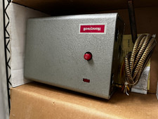 Honeywell Combination Control R8182J 120V Corded Electric Metal