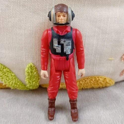 OFFERS COMBINE - STAR WARS ROTJ RETURN JEDI VINTAGE FIGURE - B WING PILOT