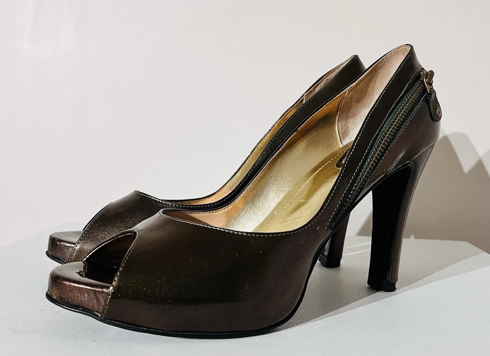 Nina Armando Metallic Bronze Green Women’s Size 10 Patent Leather - image 3 of 4