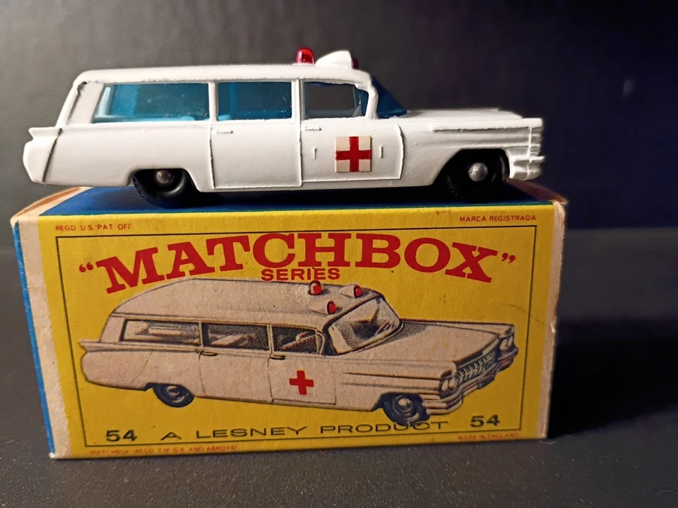 Matchbox #54B Cadillac Ambulance Small  Label VN Mint In Solid  Original E3 Box - Image 3 of 4
