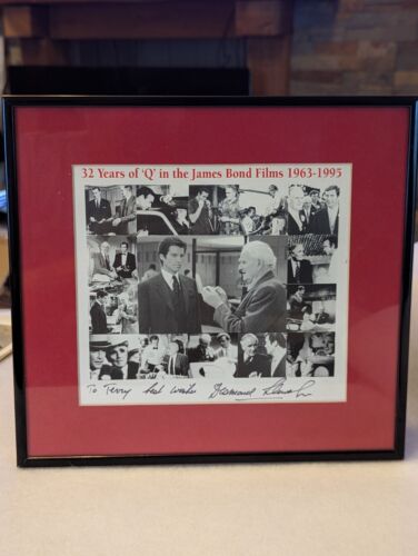 JAMES BOND FAN CLUB DESMOND LLEWELYN FRAMED PHOTOGRAPH SIGNED 32 Years Of Q - Picture 1 of 11
