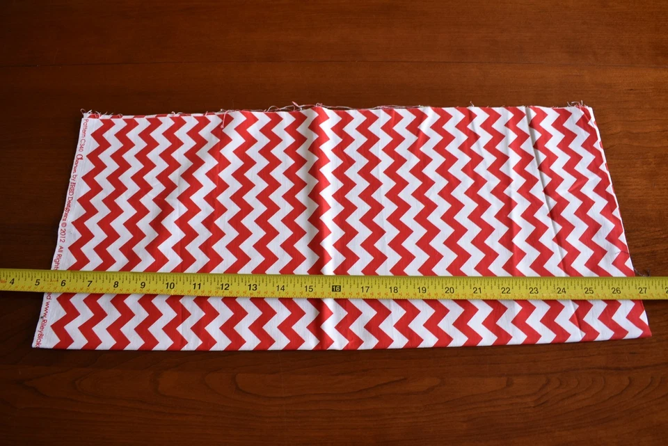 18" Long, Red & White Chevrons, Riley Blake/"Chevron"/RBD/C340, N2187 - Image 3 of 4