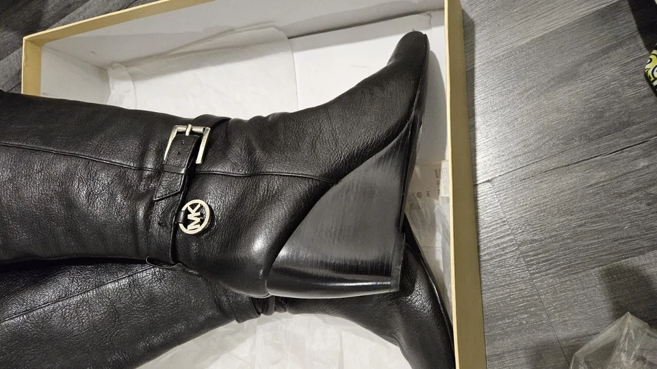 Bottes à talon MICHAEL KORS NEUF EN BONNE ETAT - Photo 4/4