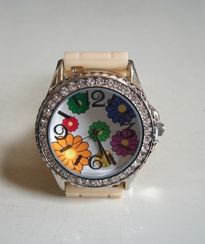 Women's Fashion Flower Print Orange, Pink, Blue, White Silicone Casual Watch - Picture 24 of 120