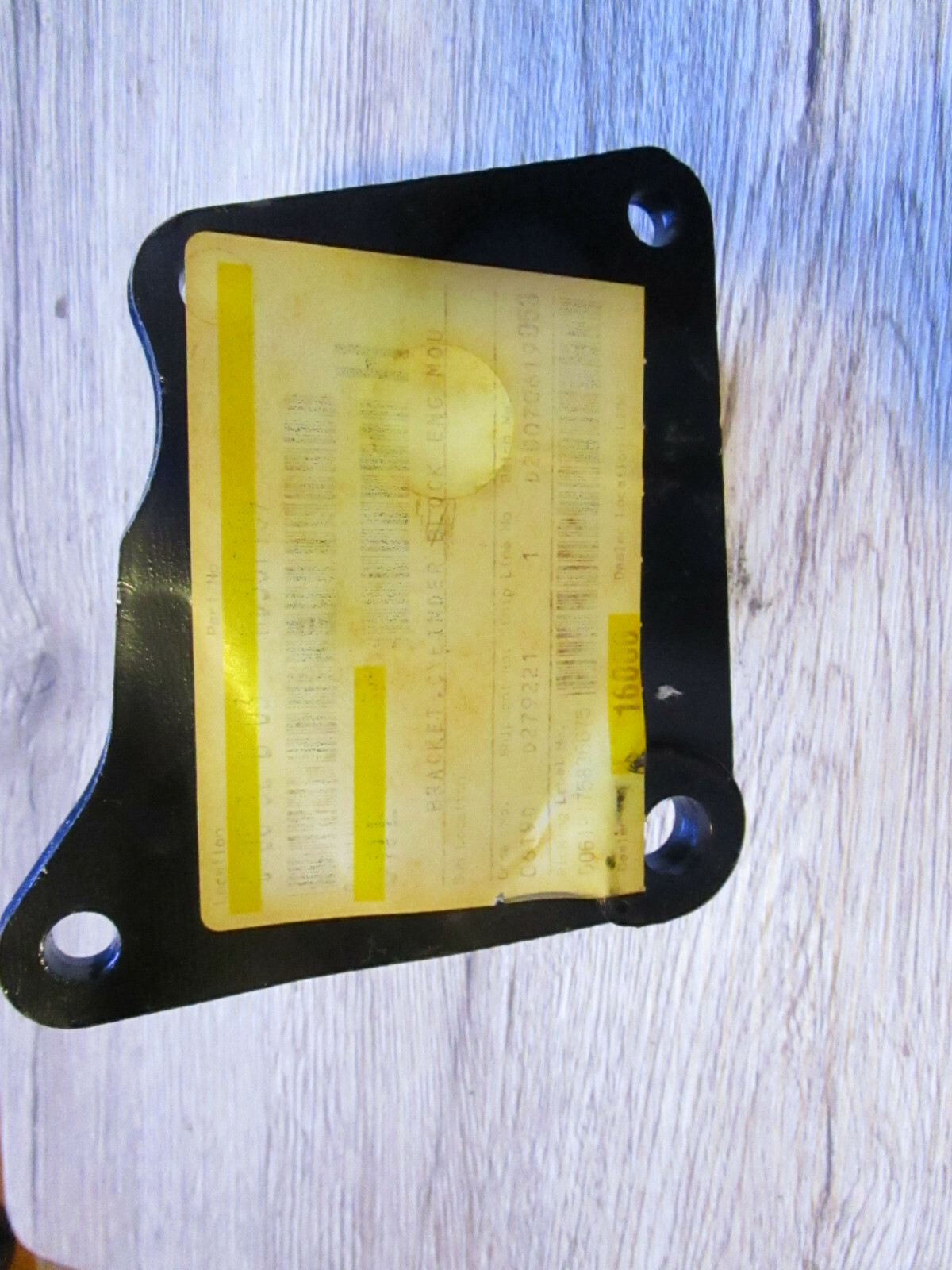 Genuine Mitsubishi OEM MD367189 Cylinder Block Mount Bracket Fits 