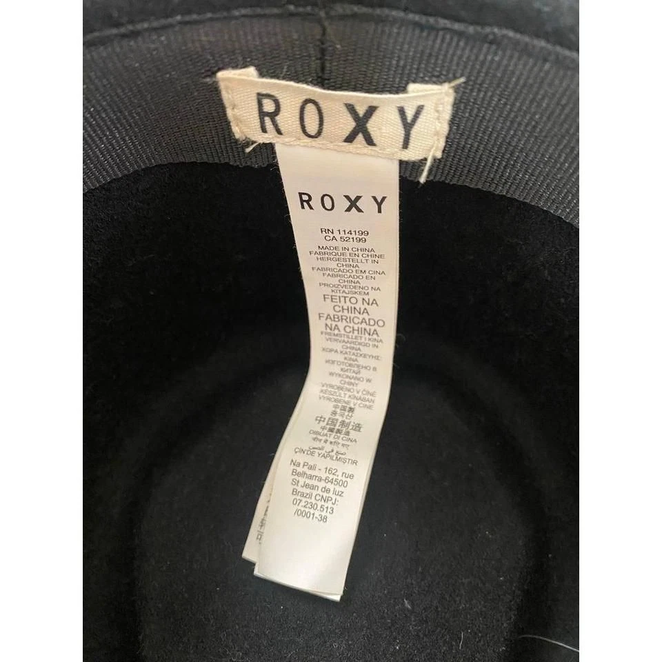 Elegante sombrero Roxy negro con hebilla de cuero Foto 3 de 4