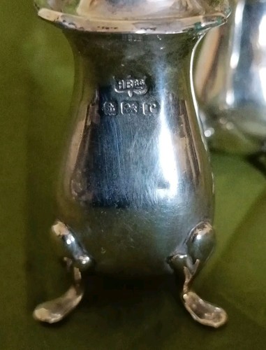 Antique HARDY BROTHERS Silver Salt And Pepper shakers Birmingham England 1916 - Picture 13 of 13
