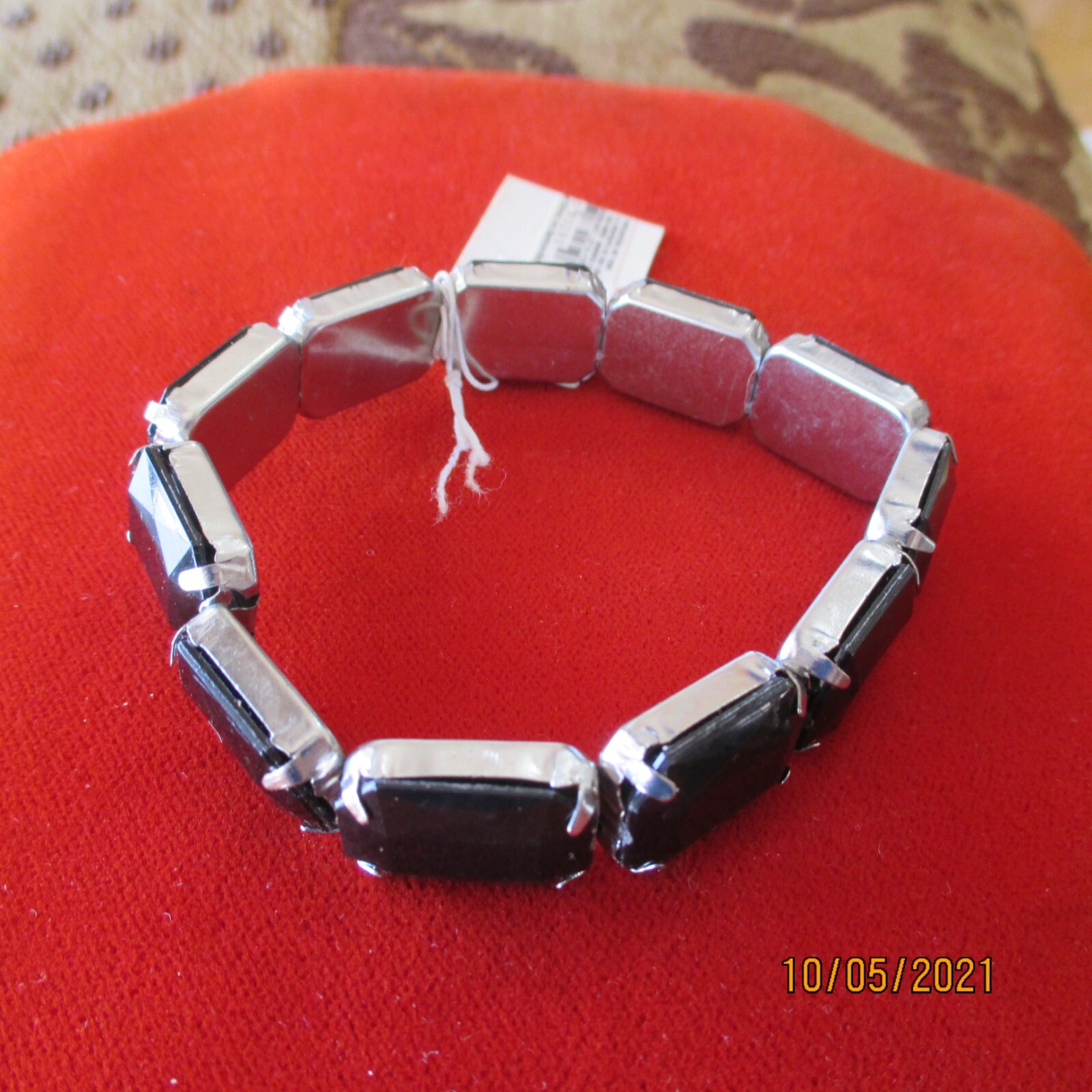 Picture 1 of 4