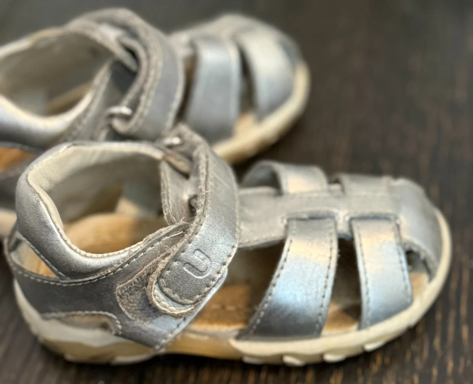 umi bebé niña sandalias plateadas talla 22 Foto 2 de 4