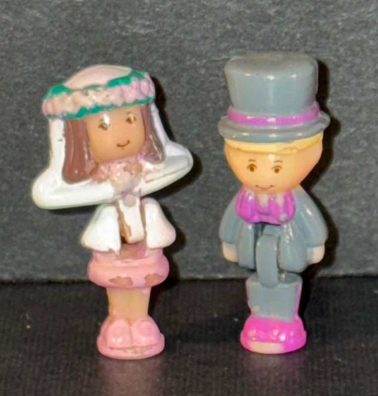 1993 Polly Pocket Wedding Couple Groom & Bridesmaid Nancy & Peter (Figures Only)