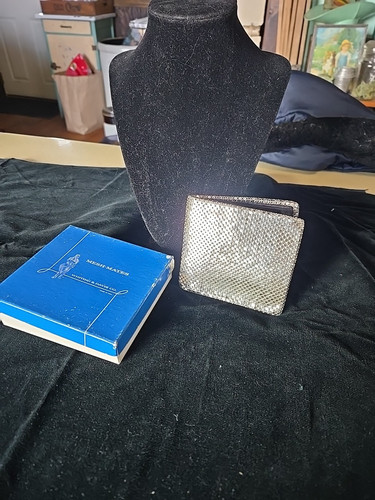 Rare Whiting and Davis Silver Mesh Wallet - Bifold - With Change Purse New - Picture 1 of 11