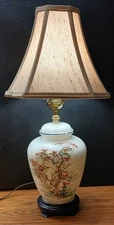 Vtg Hand Painted Asian Floral Lamp