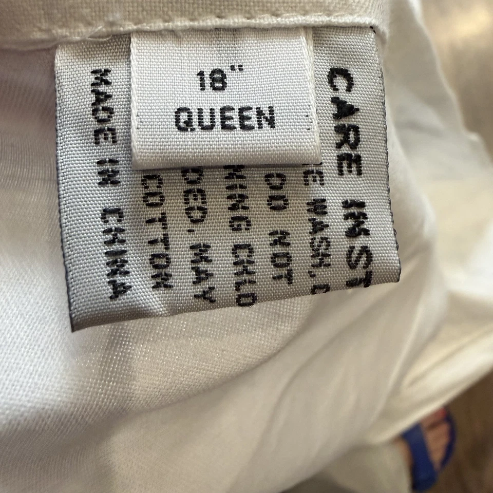 Dust Ruffle Bedskirt Queen White Hemstitch Detail 60"x 80"x18" 100% Cotton EUC - Image 2 of 3