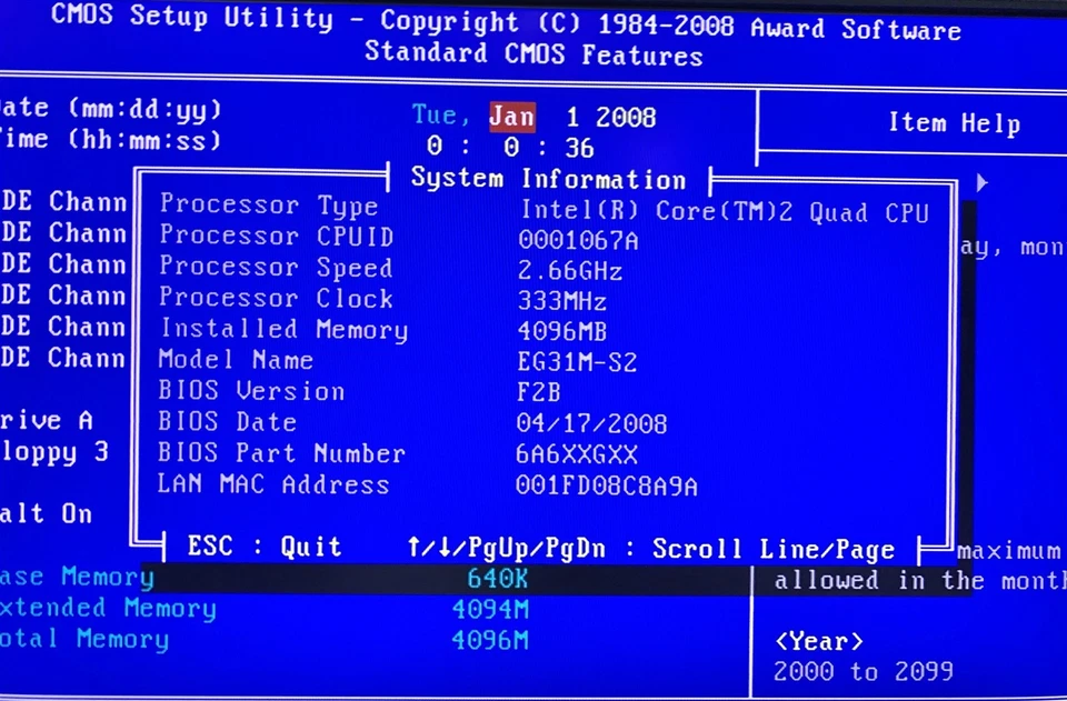 Placa madre GIGABYTE GA-EG31M-S2 Sock-775 mATX Core2 Quad Q9400 4 MB E/S 9800GTX+ Foto 2 de 4