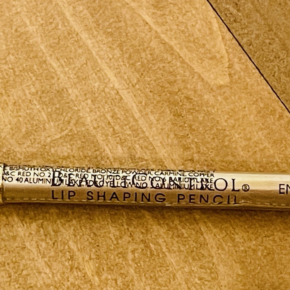 BeautiControl Lip Liner  RED FIRE ENGINE Shaping Pencil #6477 NOS Sealed - Image 4 of 4