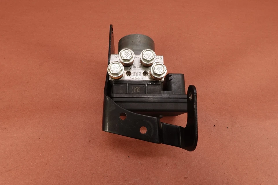 Harley Davidson Heritage Classic 2018-2022 FLHCS ABS unidad de módulo de bomba Foto 3 de 4