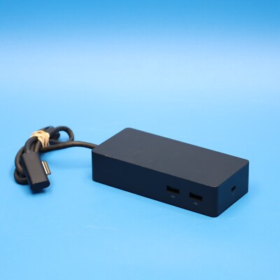 Microsoft 1661 Docking Station Used