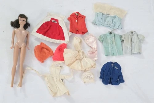 X-842 VINTAGE 1960'S MATTEL BARBIE BRUNETTE PONY TAIL DOLL WITH TAGGED CLOTHING