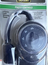 Defiant Outdoor Plug-In Light Sensing Timer Dusk to Dawn Photocell 15A Grounded 
