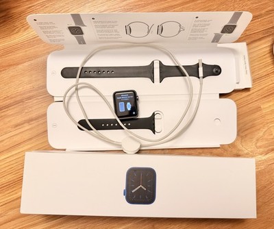 Apple Watch Series 1 42mm (Space gray)