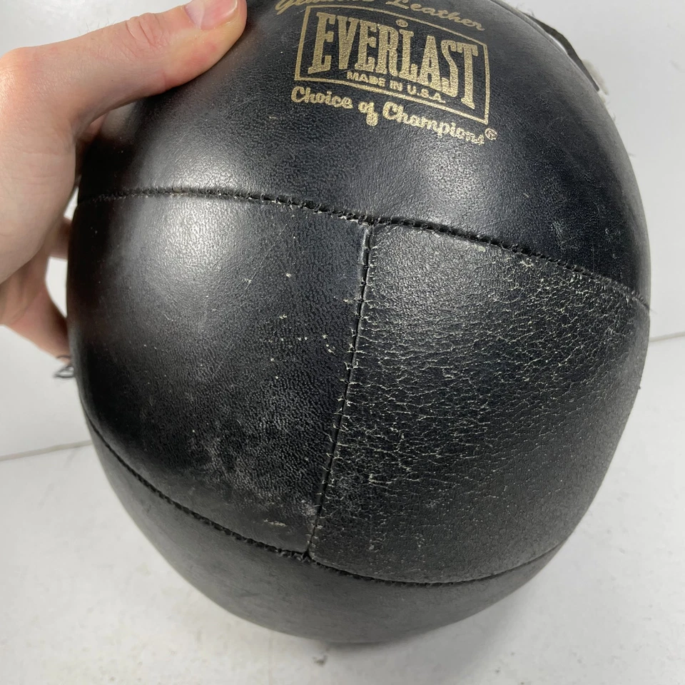 VTG Everlast Genuine Leather Medicine Ball 8 lbs - Choice of Champions Made USA - Image 2 of 4
