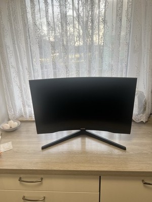 Samsung Odyssey G5 Curved Monitor 144 Hz  27 Zoll Sehr guter Zustand, OVP