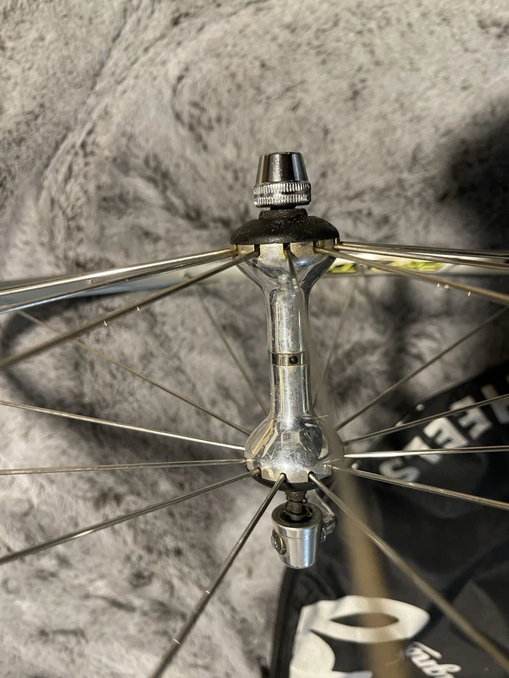 Campagnolo Proton Front Wheel 700c - Image 2 of 4