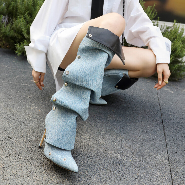 Mujeres Moda Denim Punta Punta Punta Tachuelas Tacón Alto Tirar de Botas holgadas Zapatos Nuevos sin etiquetas