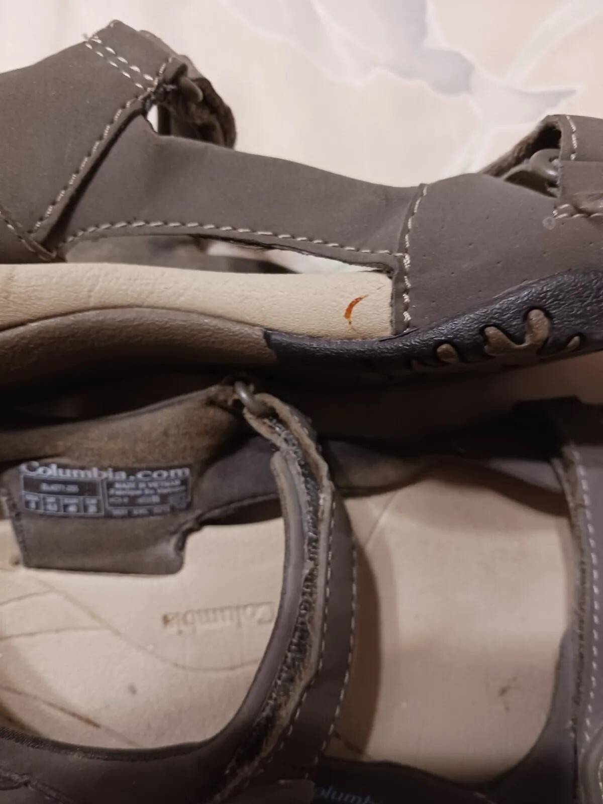 columbia techlite omni grip sandals